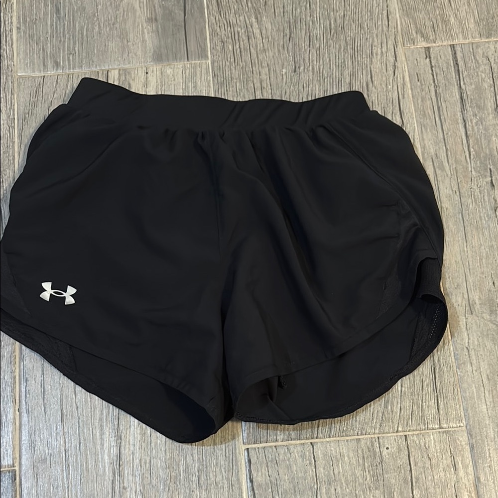 Under Armour Black Athletic Shorts Lightweight Breathable Design